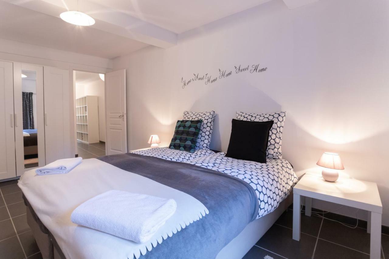 Appartement En Plein Centre Ville 阿普特 外观 照片